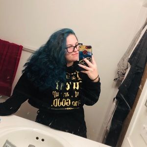 Meet your Posher, Alyssa